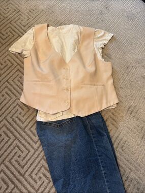 Z Supply women’s button vest